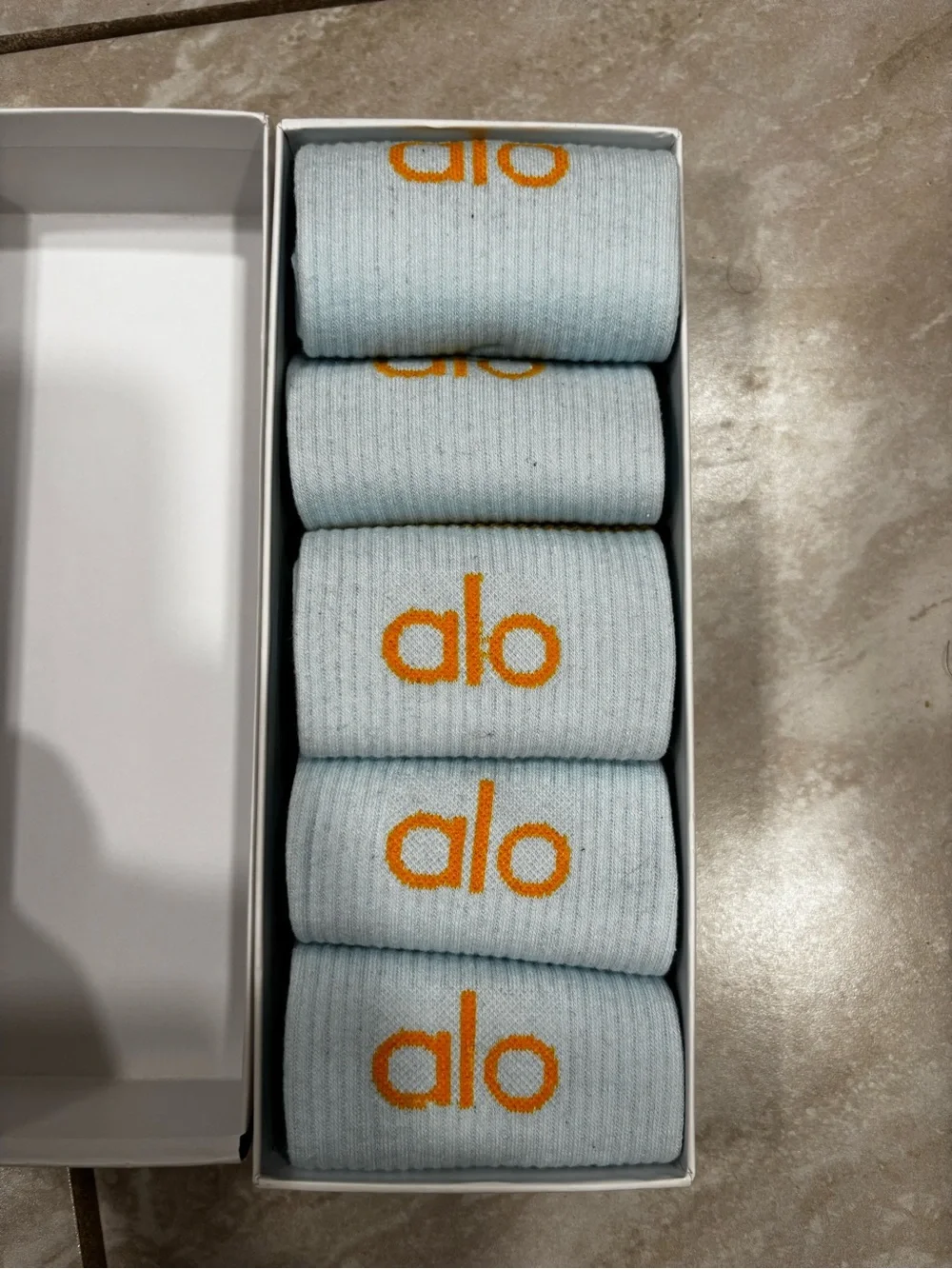 ALO Yoga Light Blue Socks with Orange Logo - Pack of 5
